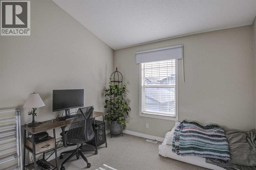 Single Family House for Sale in  Prestwick Manor SE McKenzie Towne Calgary 