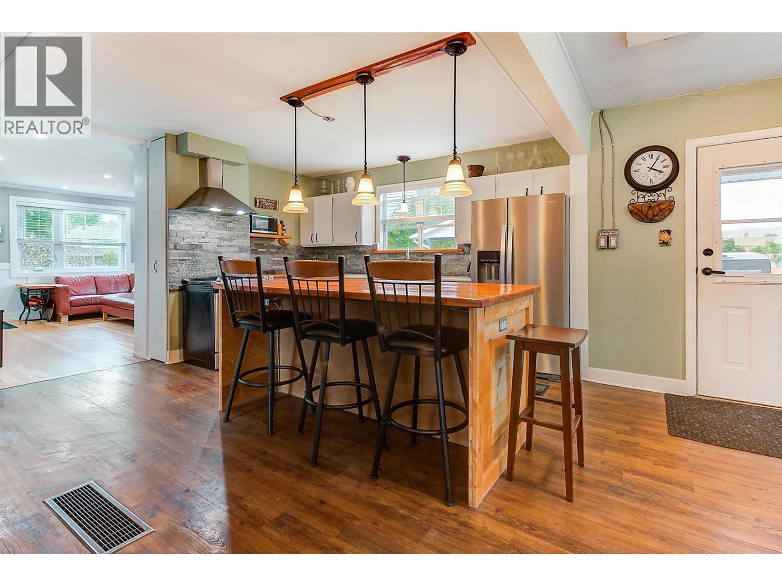  280 Mugford Road, Kelowna