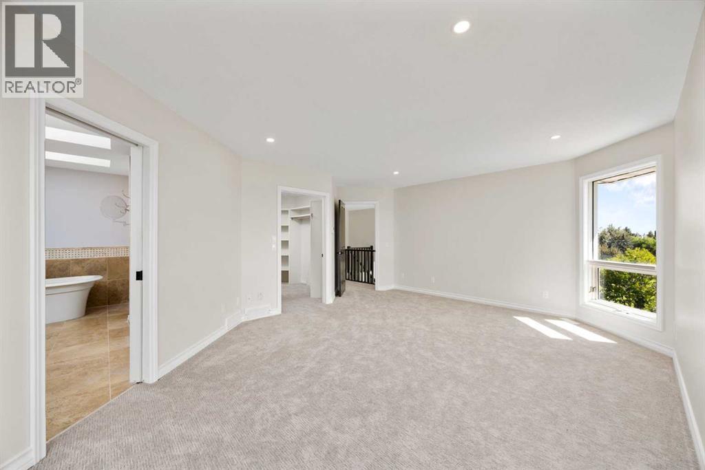 Single Family House for Sale in  Douglas Woods Manor SE Douglasdale/Glen Calgary 