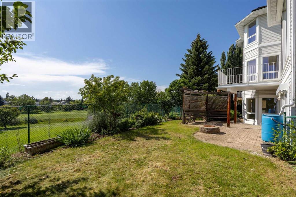 Single Family House for Sale in  Douglas Woods Manor SE Douglasdale/Glen Calgary 