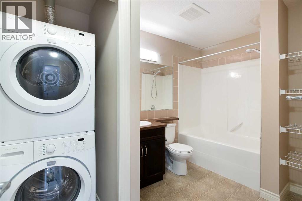 Single Family House for Sale in   Royal Oak Plaza NW Royal Oak Calgary 