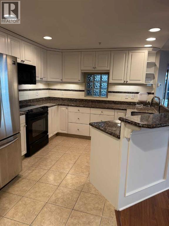 Single Family House for Sale in    Street SW Downtown West End Calgary 