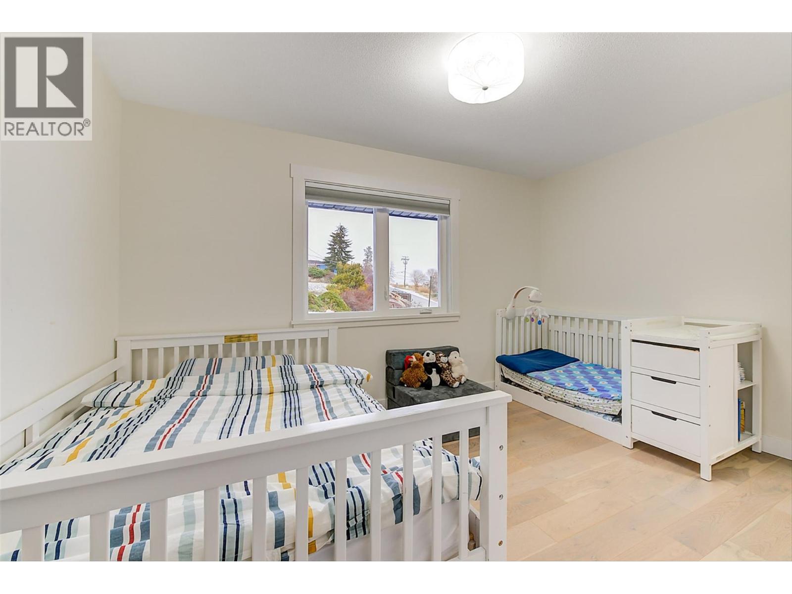  6178 Lipsett Avenue, Peachland