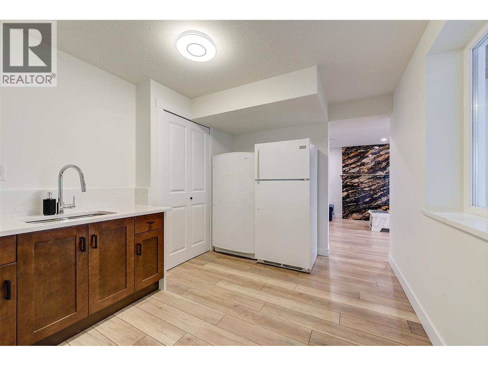  6178 Lipsett Avenue, Peachland