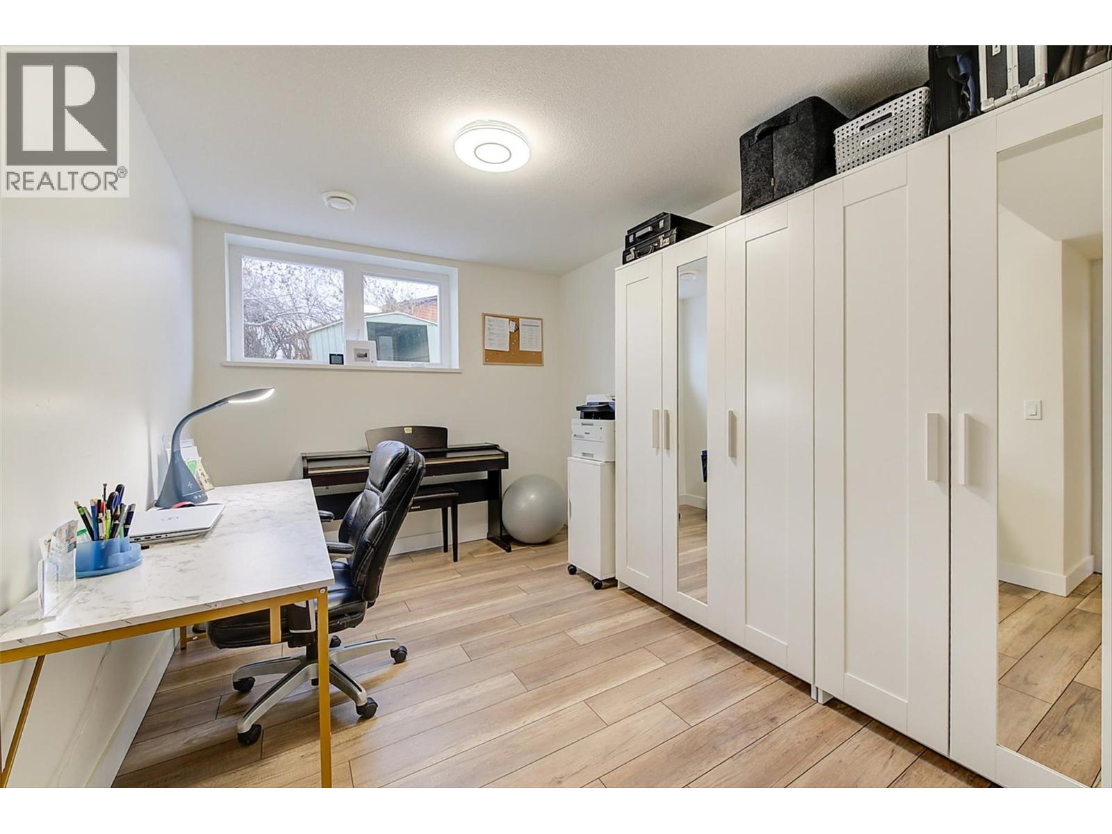  6178 Lipsett Avenue, Peachland