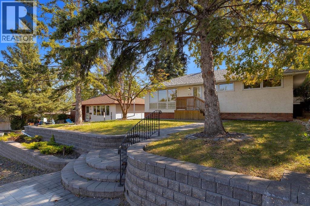 Single Family House Bungalow for Sale in   Avenue NE Winston Heights/Mountview Calgary 