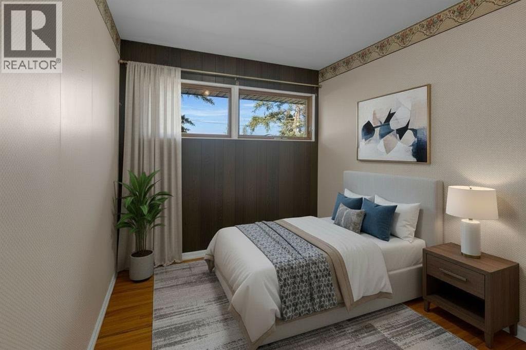 Single Family House Bungalow for Sale in   Avenue NE Winston Heights/Mountview Calgary 