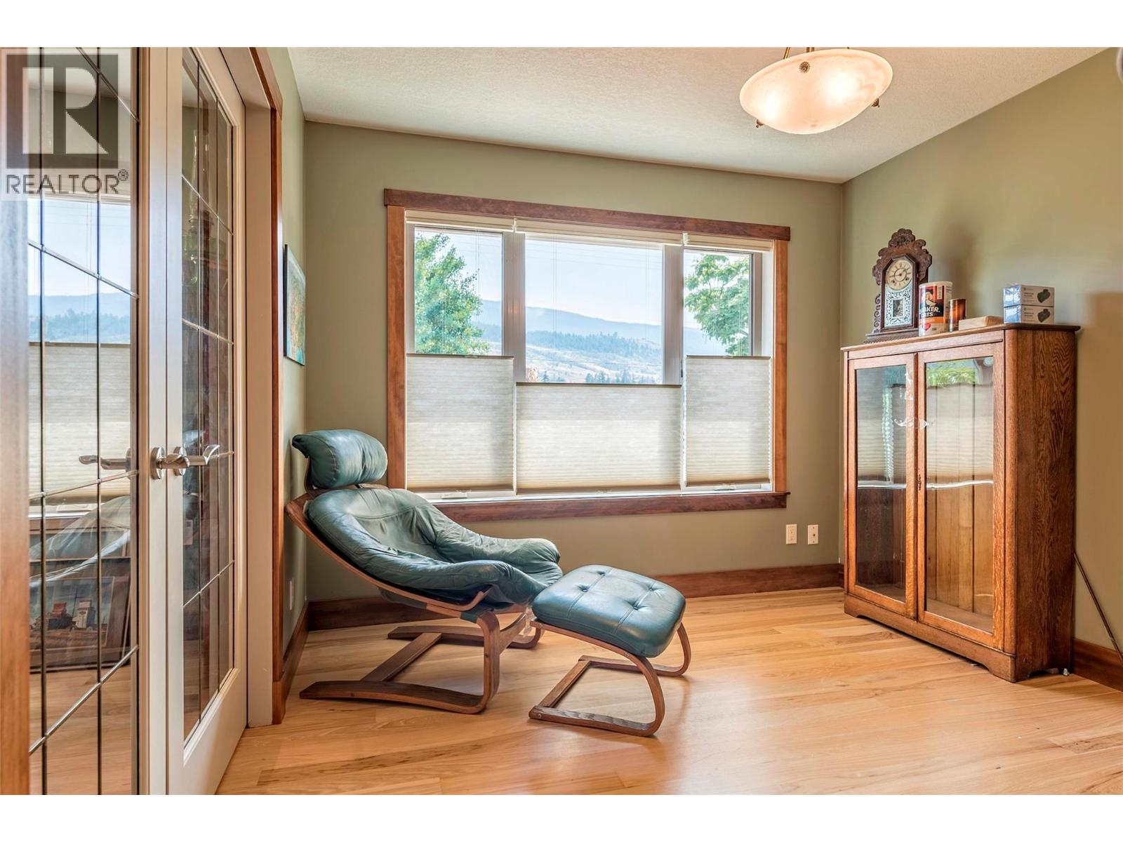 7800 Howe Drive, Coldstream