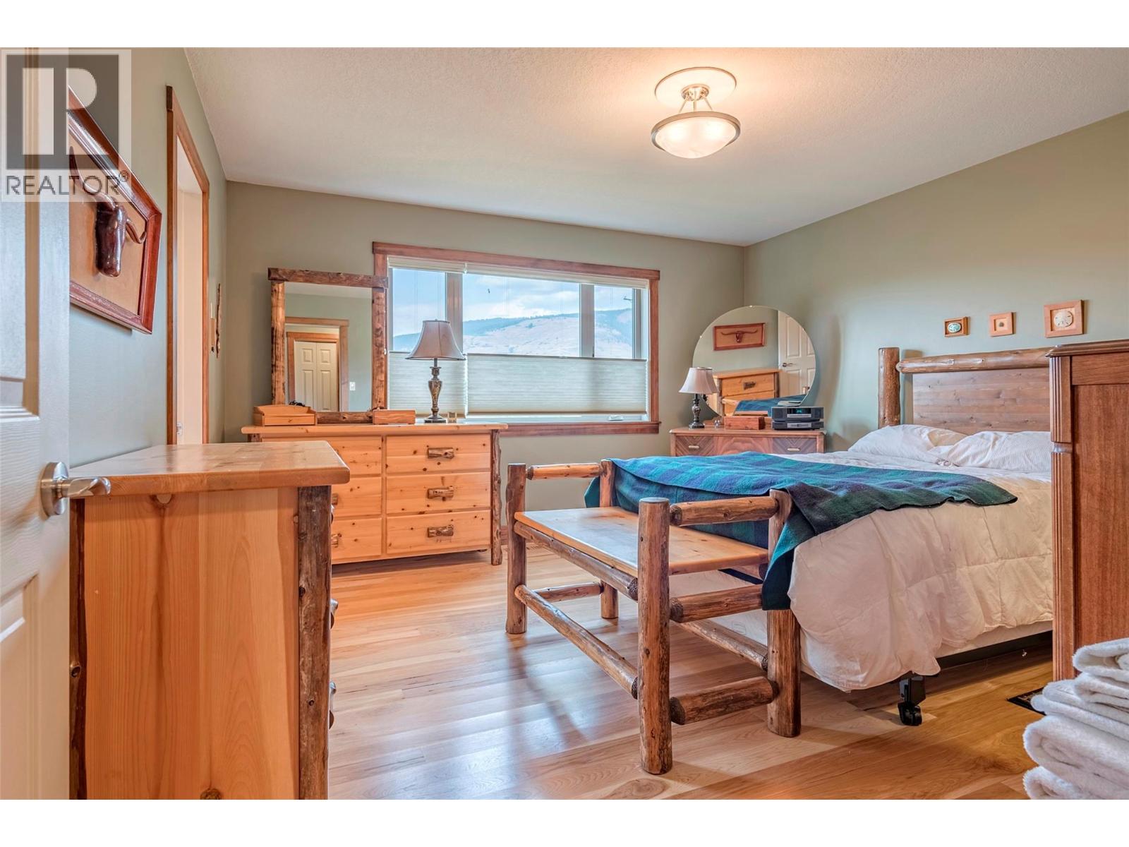 7800 Howe Drive, Coldstream