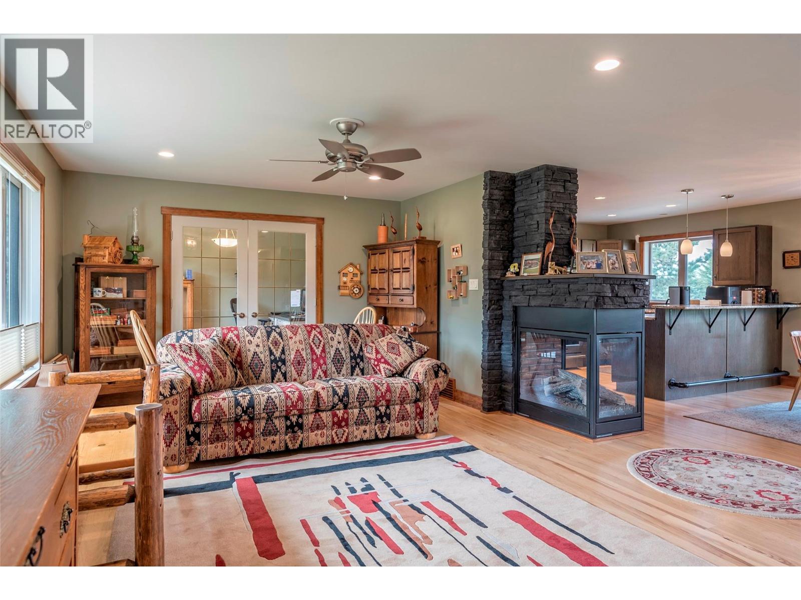 7800 Howe Drive, Coldstream