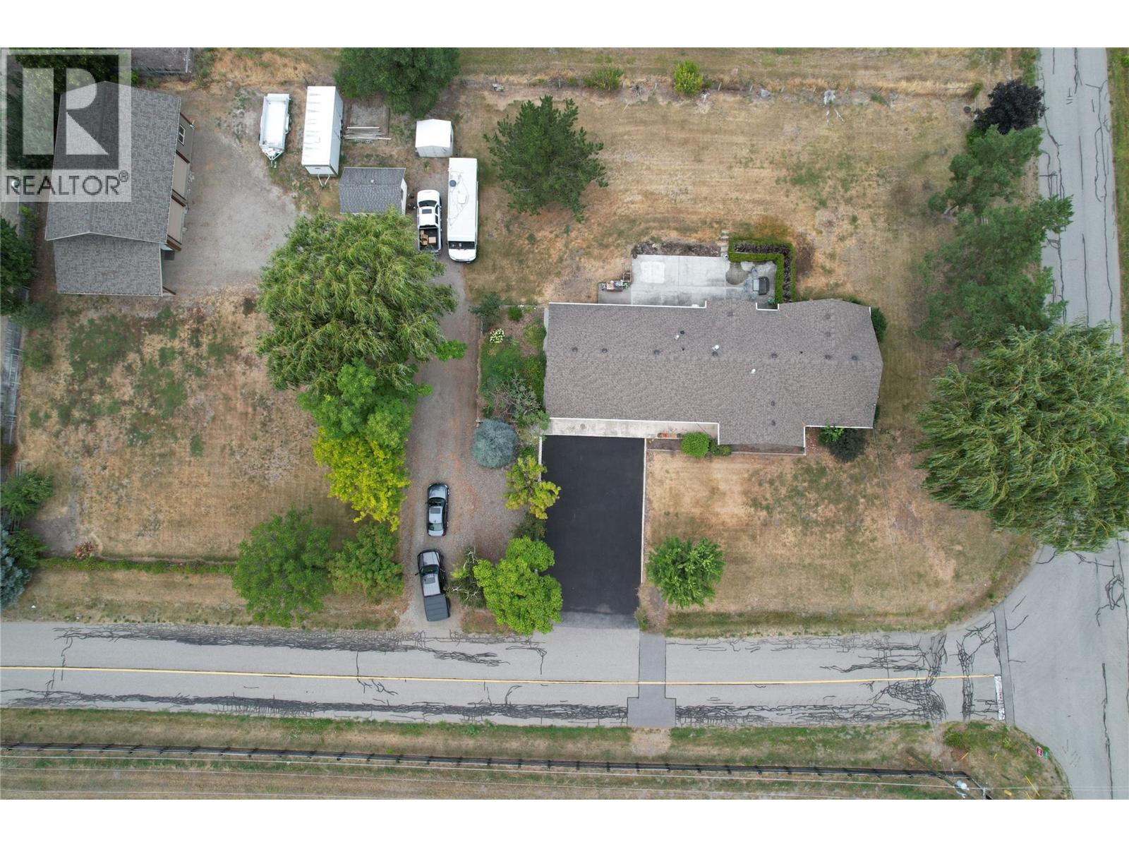 7800 Howe Drive, Coldstream