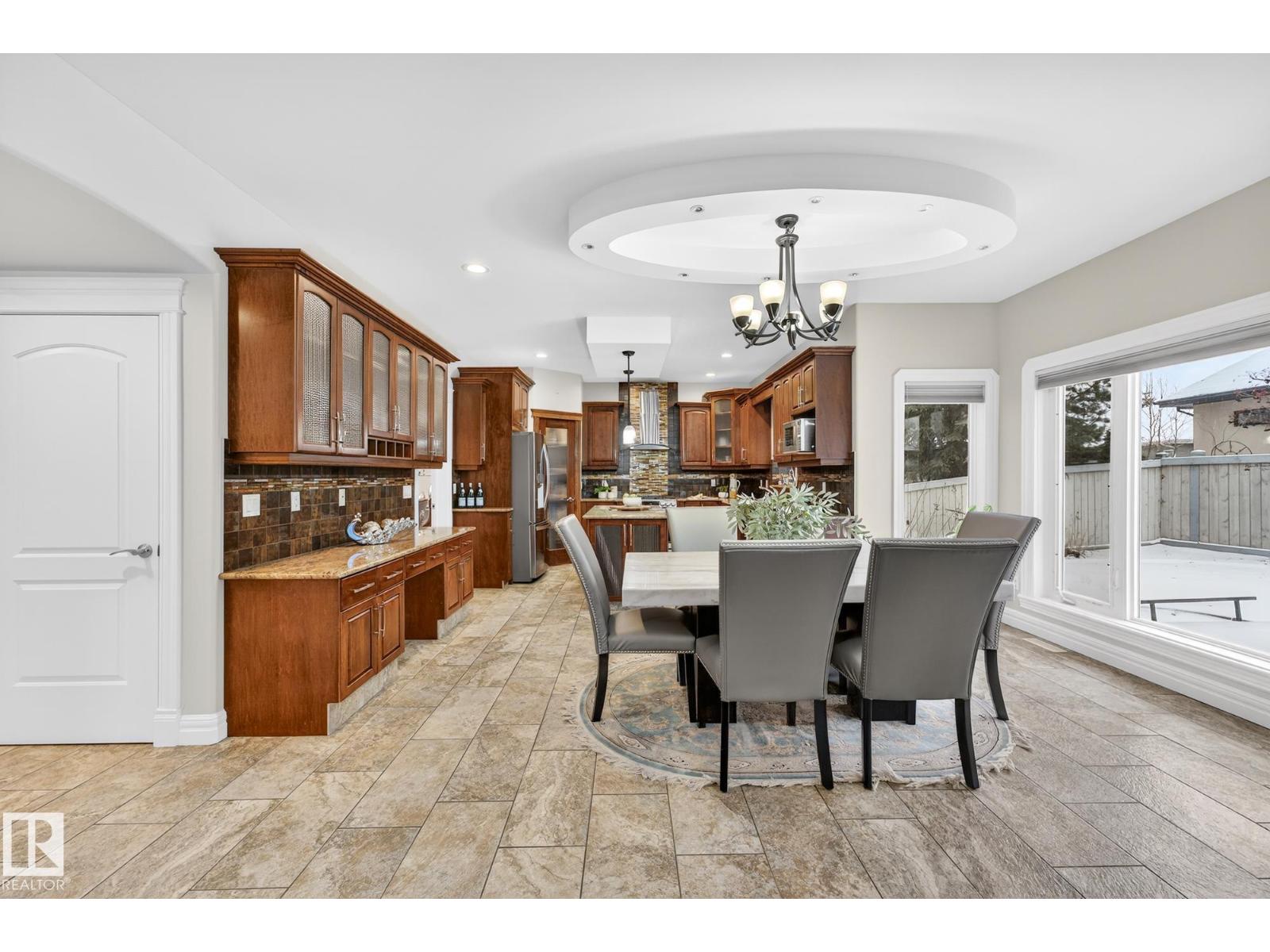 49 LOISELLE WY, St. Albert