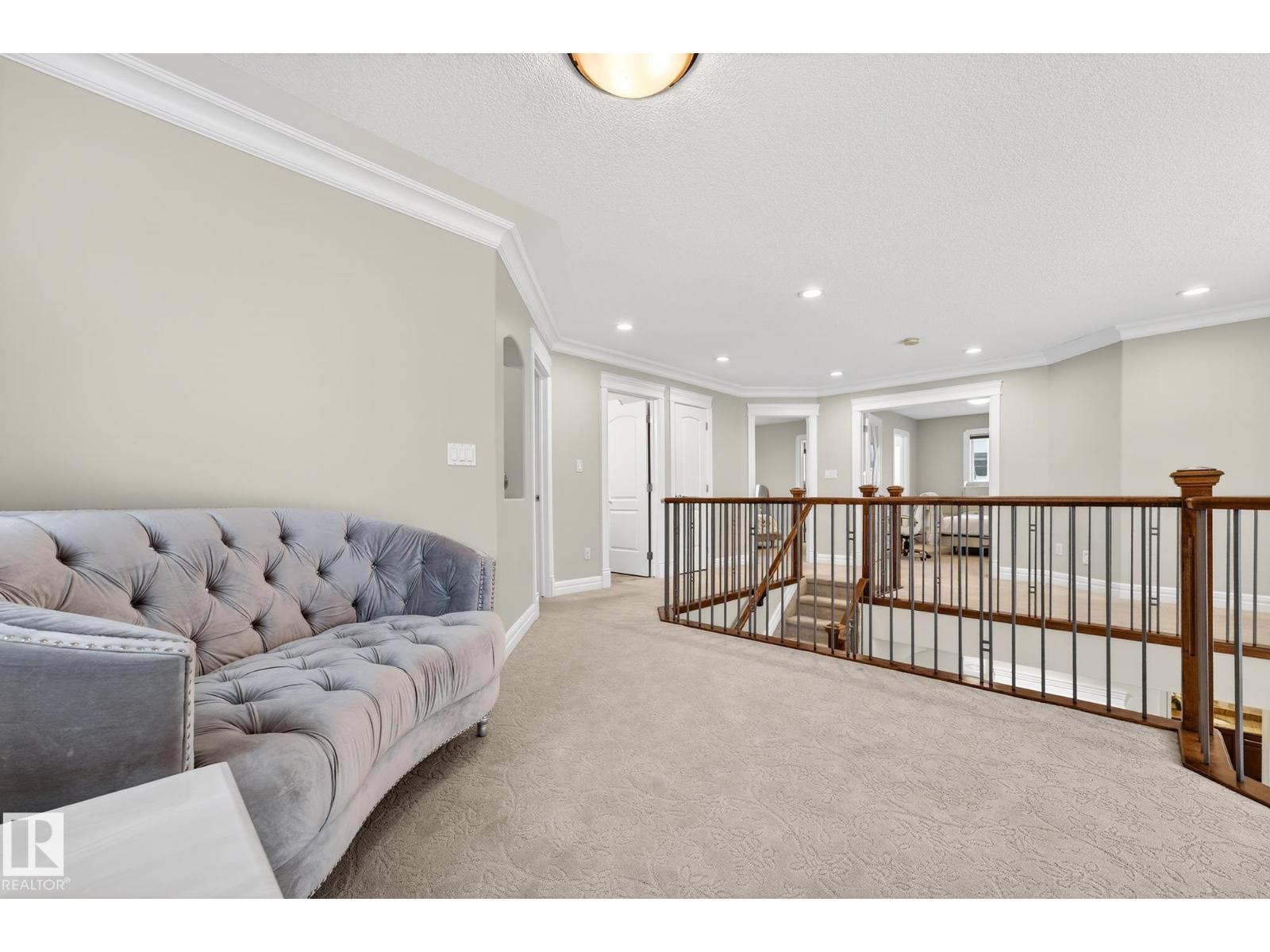 49 LOISELLE WY, St. Albert