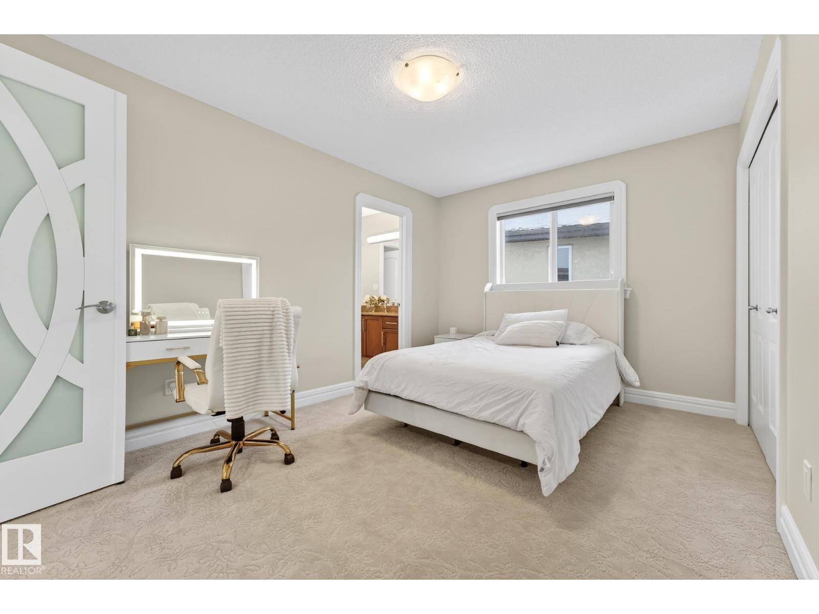 49 LOISELLE WY, St. Albert