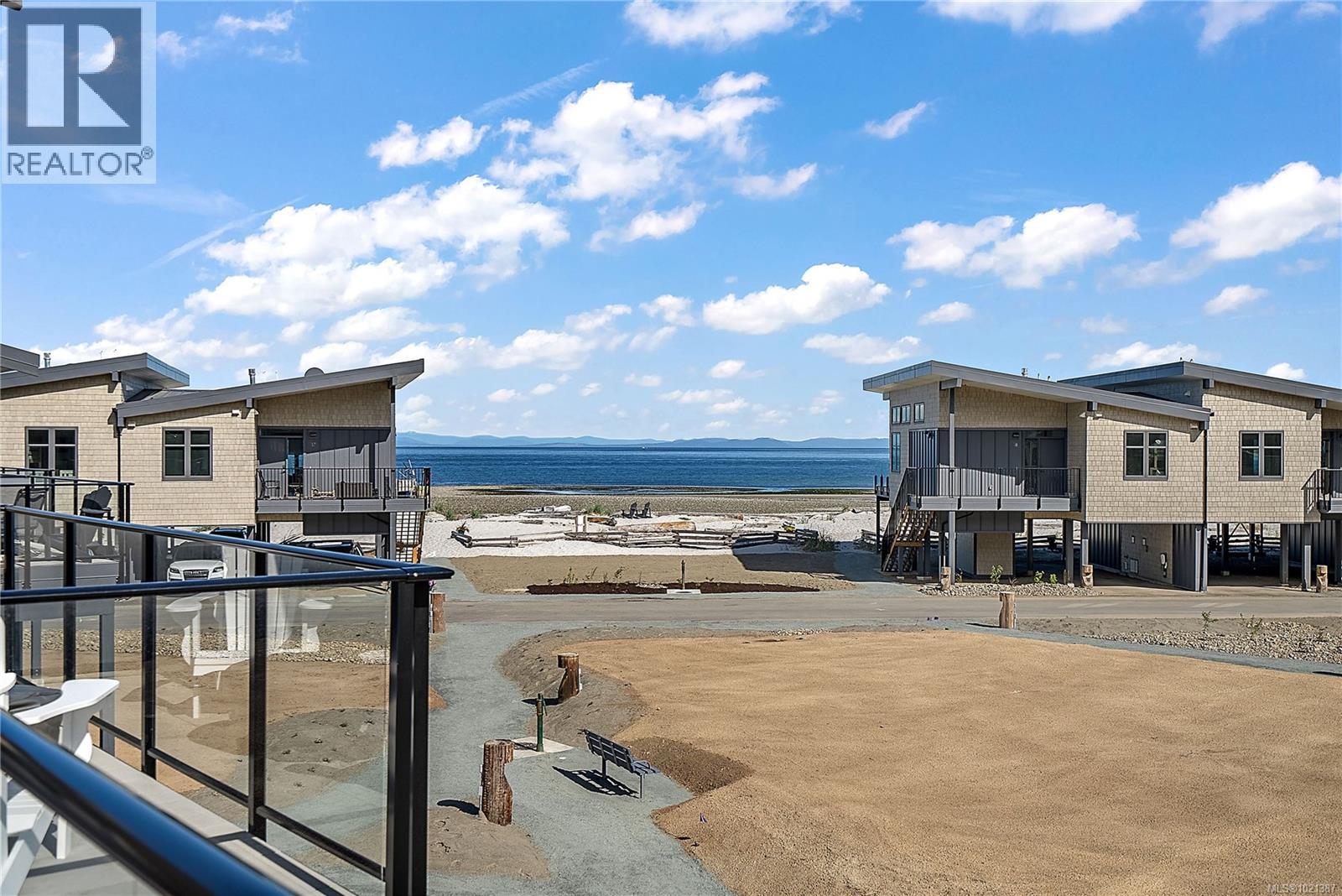 6 9022 Clarkson Ave, Black Creek