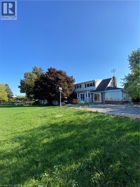 805 RIDGE Road - Main photo, Hamilton, Ontario