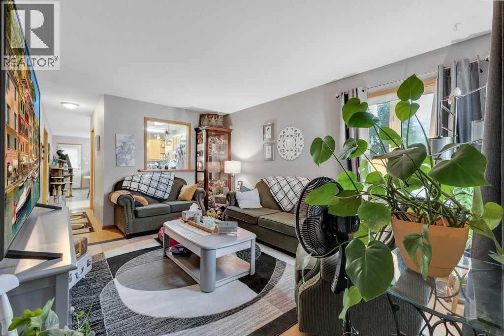 4950 53 Avenue, Innisfail