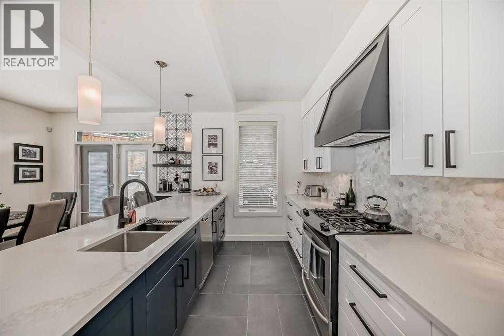 Single Family House for Sale in   Street SW South Calgary Calgary 