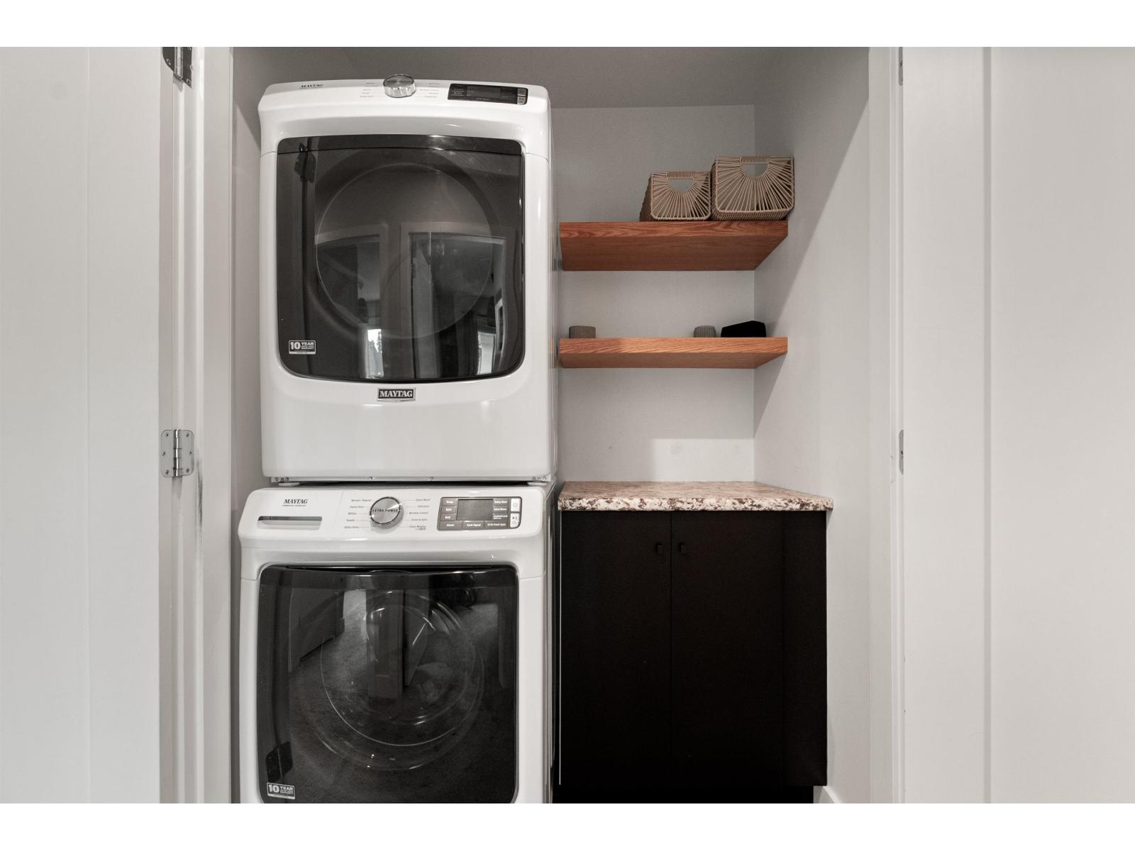 41 45500 CAMPUS DRIVE, Garrison Crossing, Chilliwack