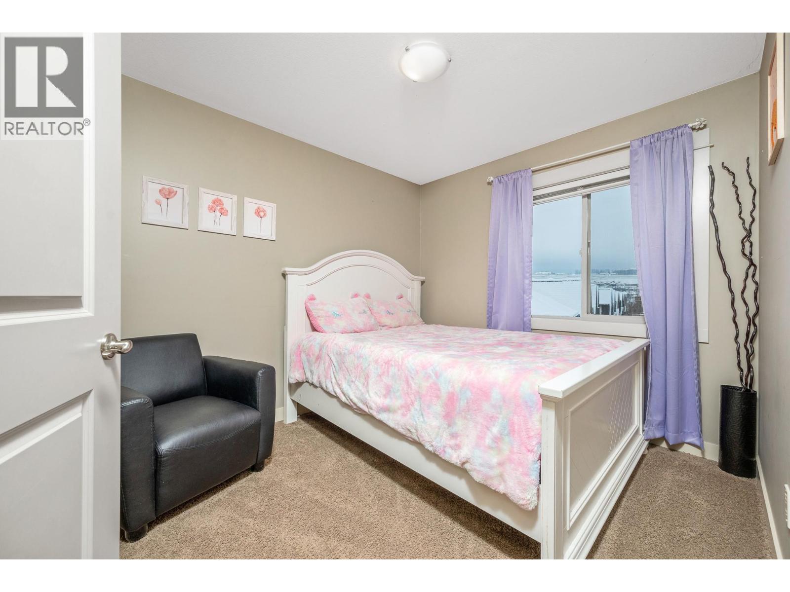 1104 4900 Heritage Drive, Vernon