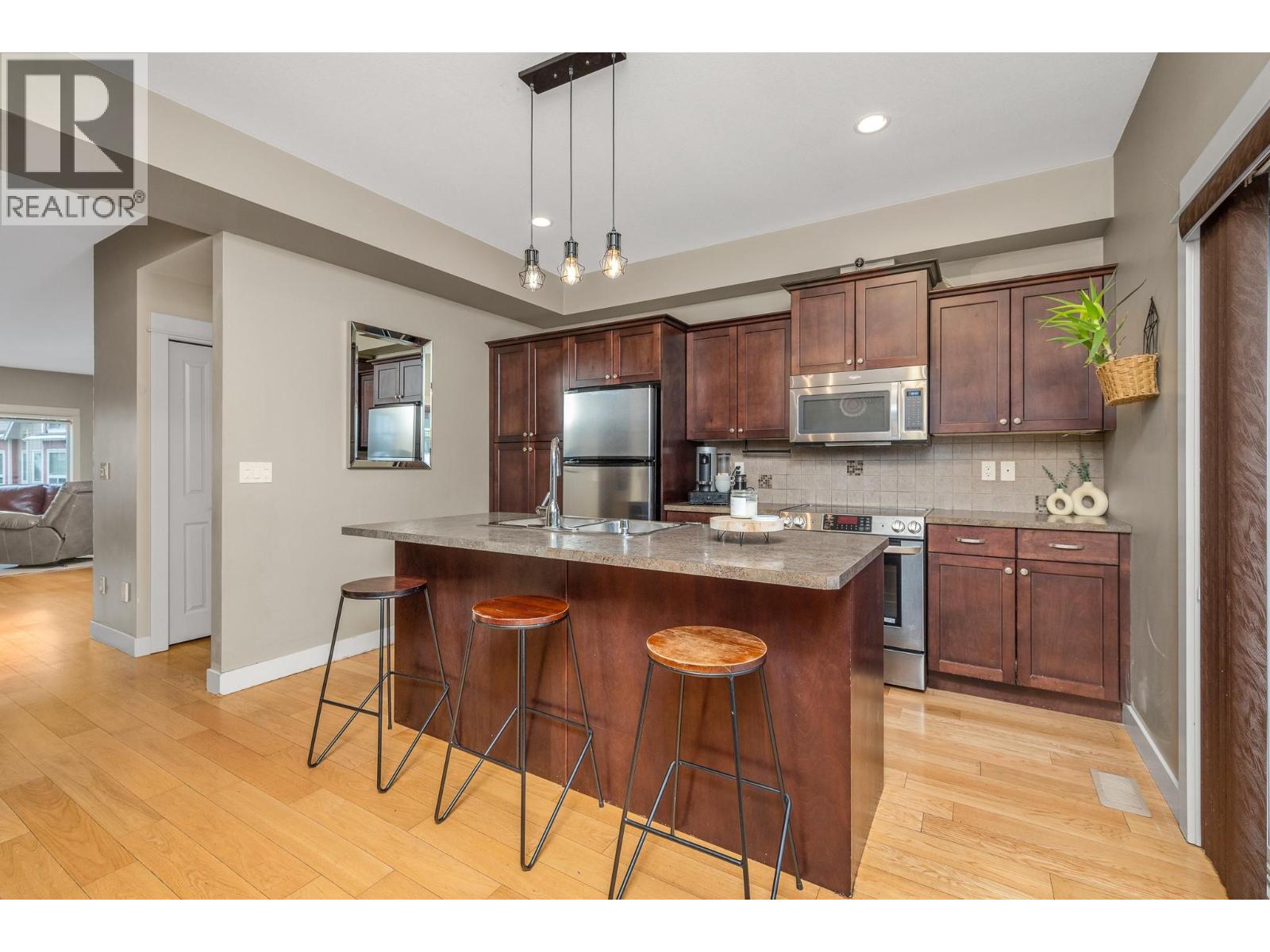 1104 4900 Heritage Drive, Vernon