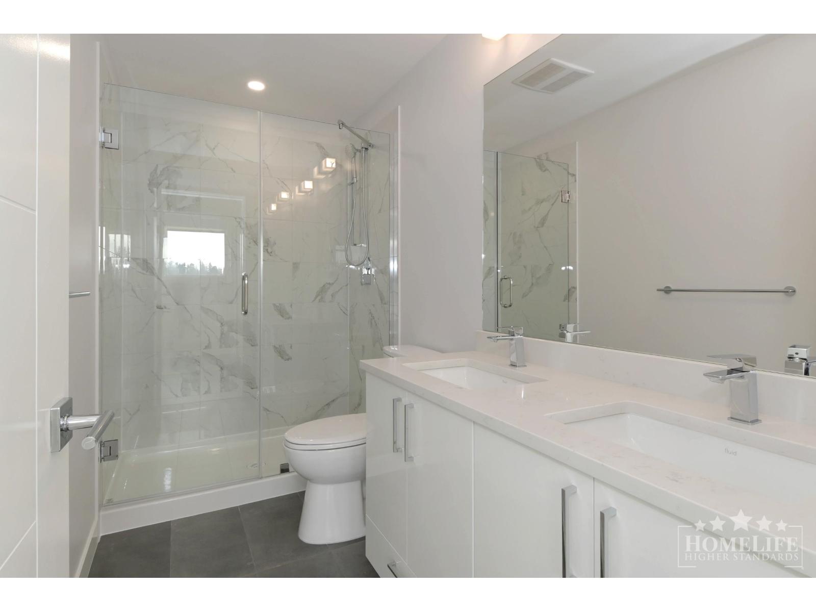 House in Abbotsford - Image 13