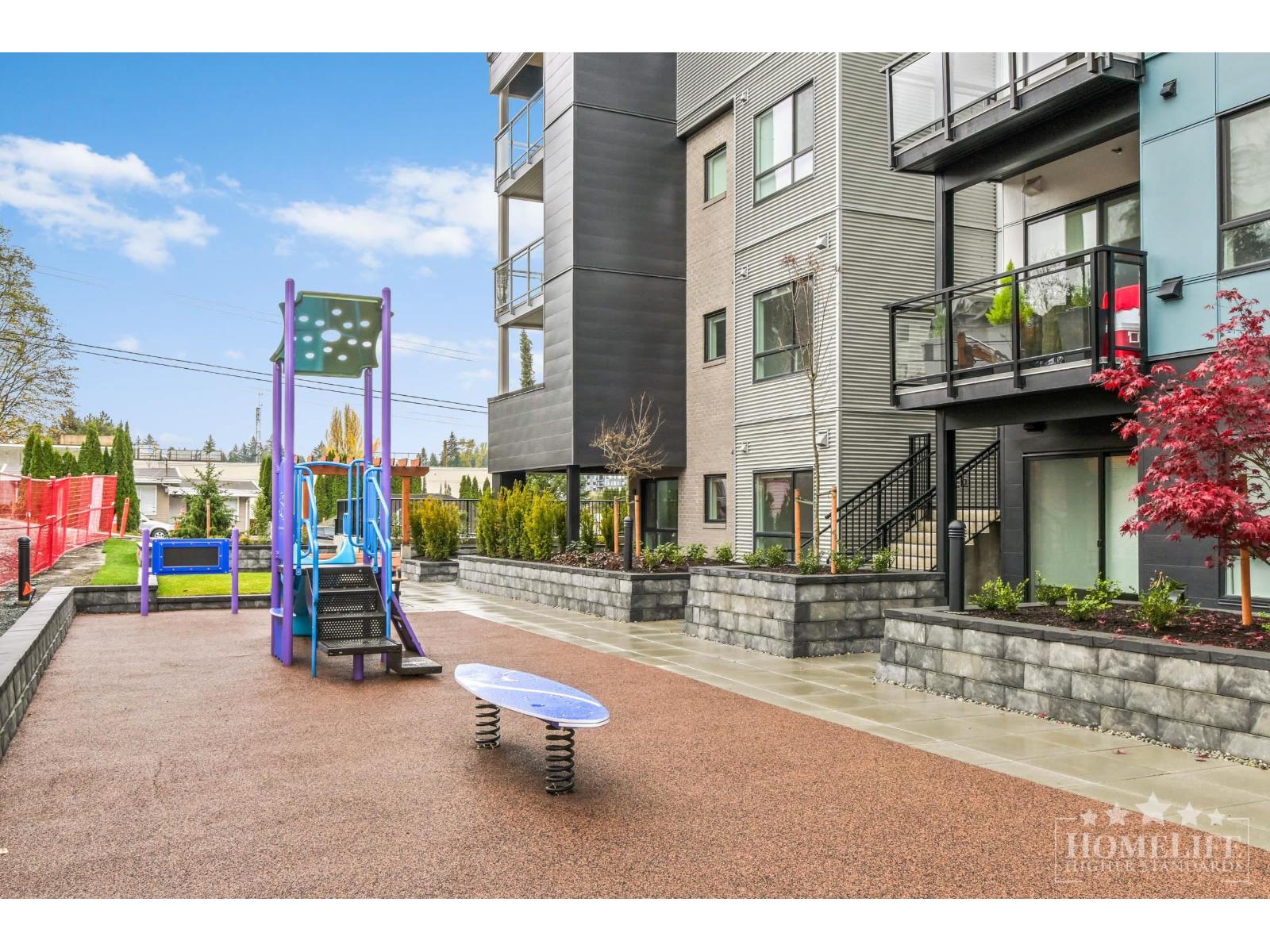 House in Abbotsford - Image 22