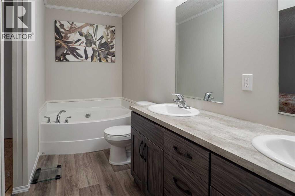 153 Beardsley Crescent, Fort McMurray