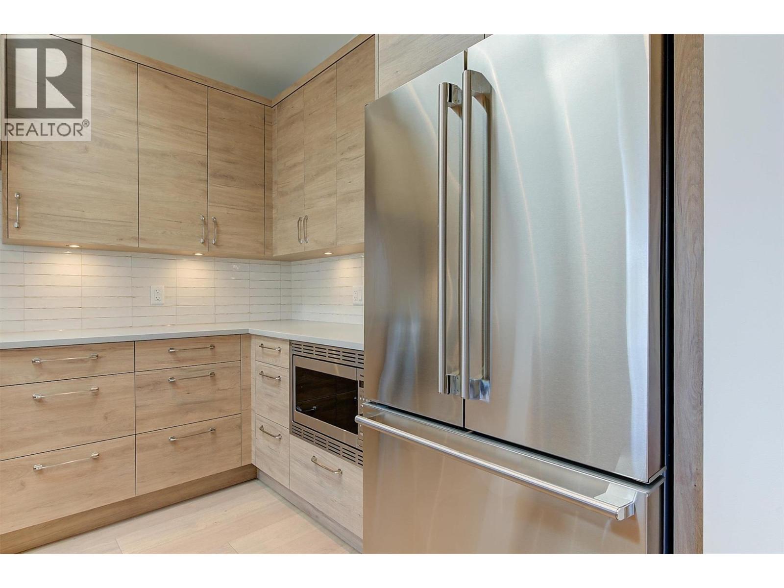  761 Barnaby Road, Kelowna