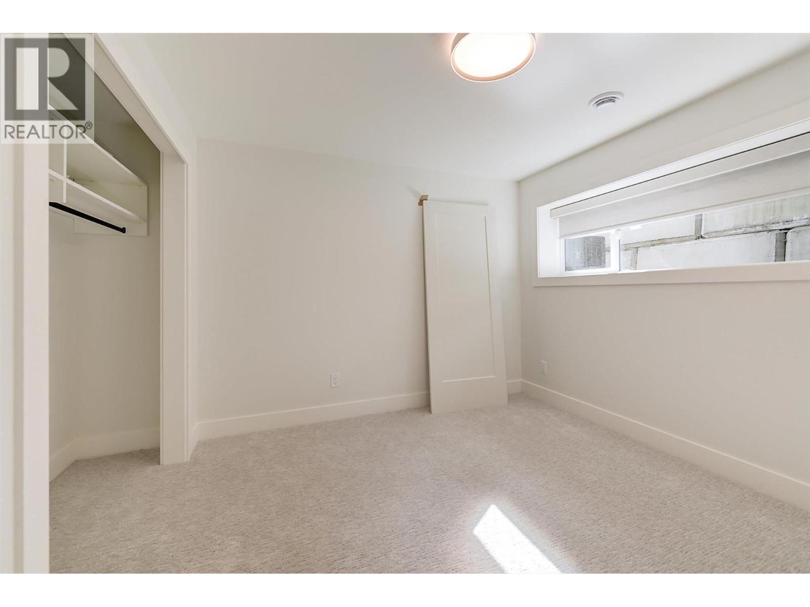  761 Barnaby Road, Kelowna