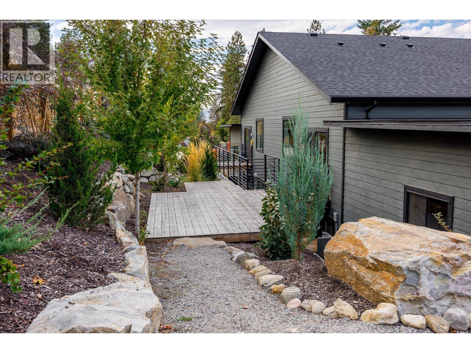  761 Barnaby Road, Kelowna