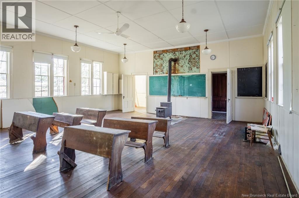 296 Ledge Road - Photo 3 of 6, Dufferin, New Brunswick