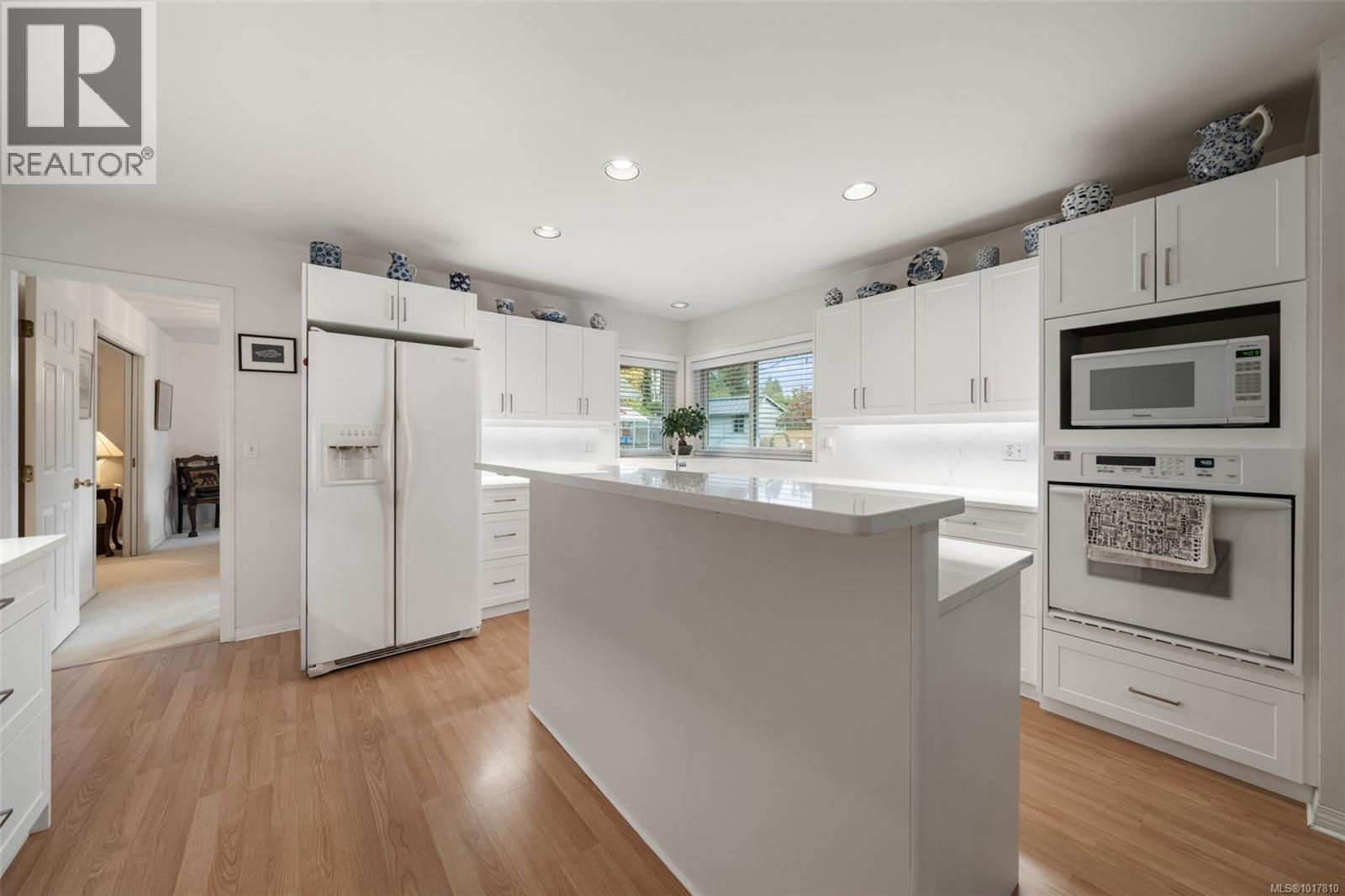 1741 Barrie Rd, Saanich