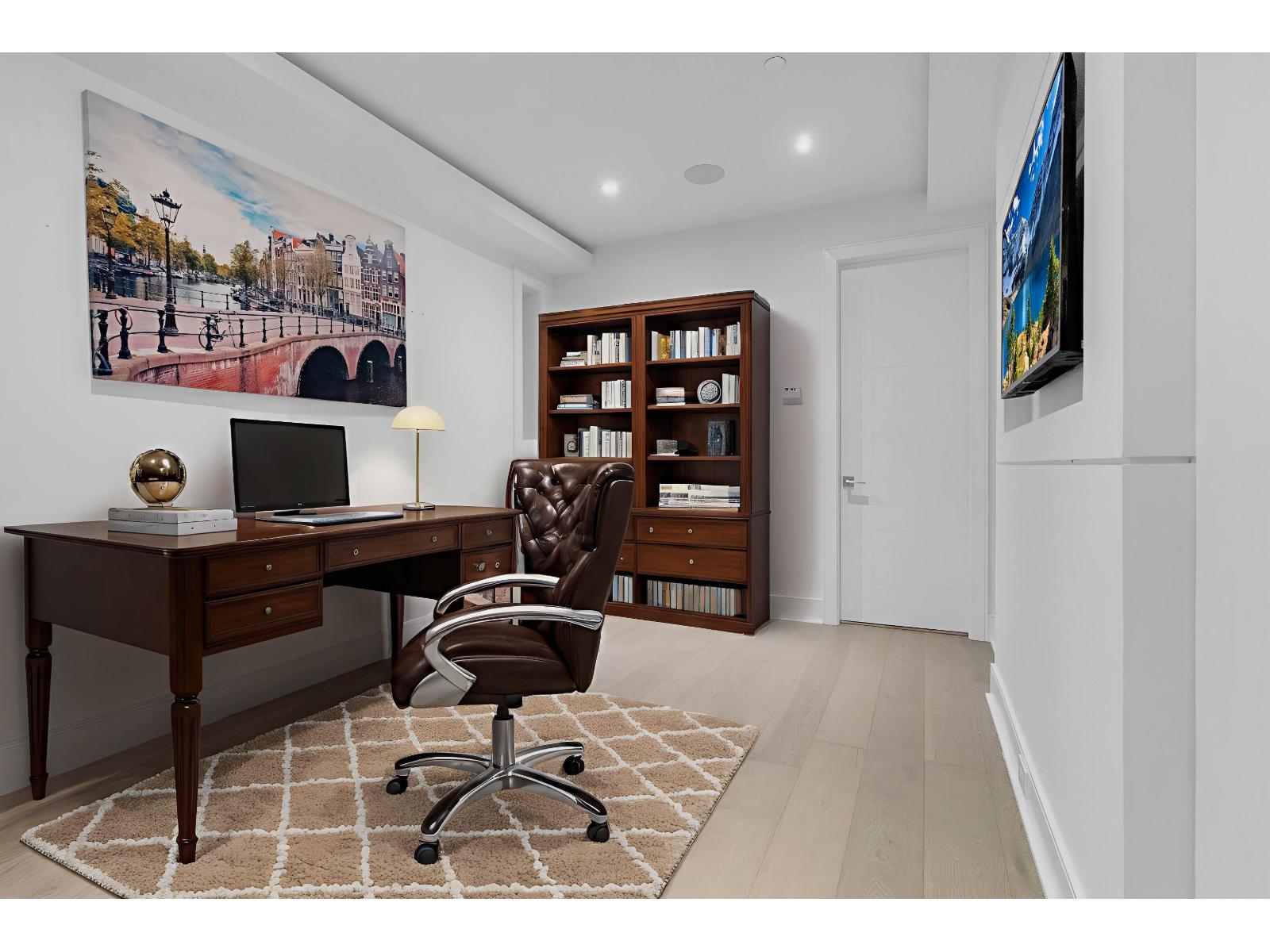 1440 MAPLE STREET, White Rock