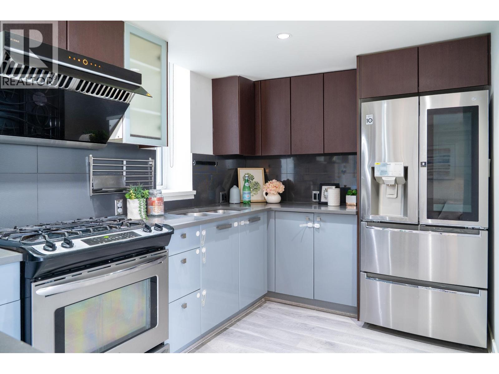 #711-7080 NO. 3 Road, Richmond