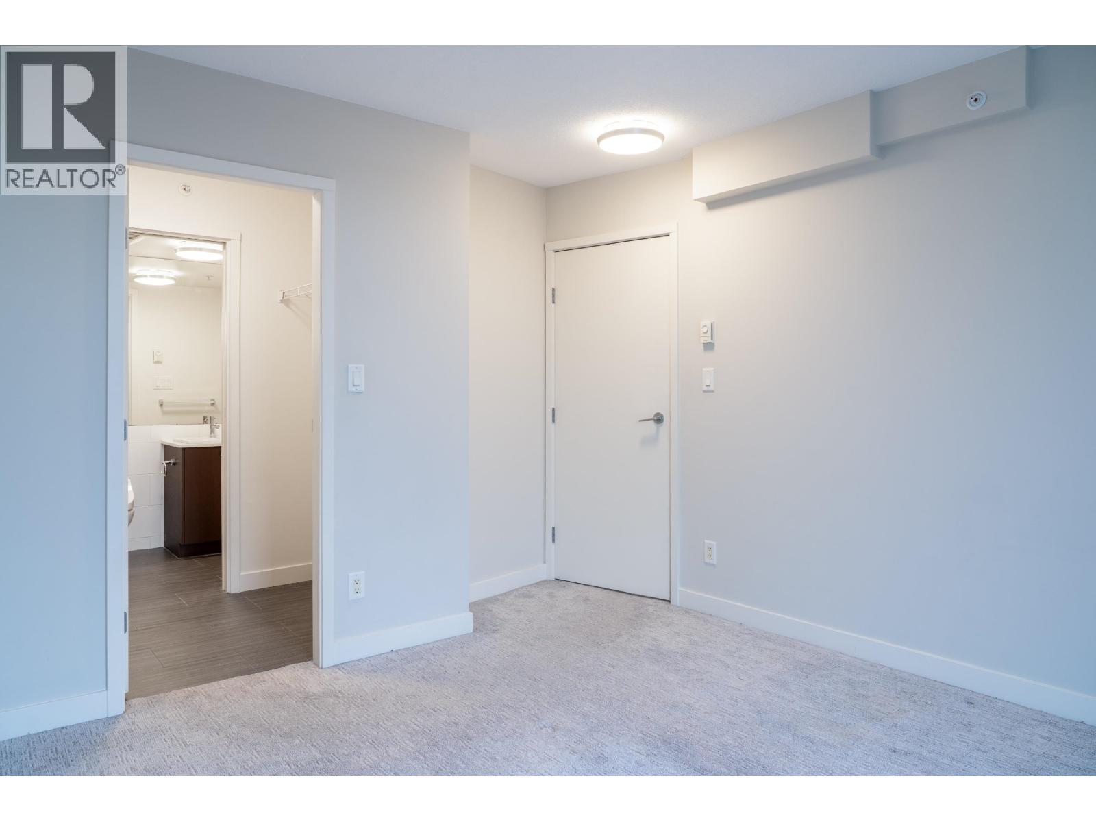 #711-7080 NO. 3 Road, Richmond