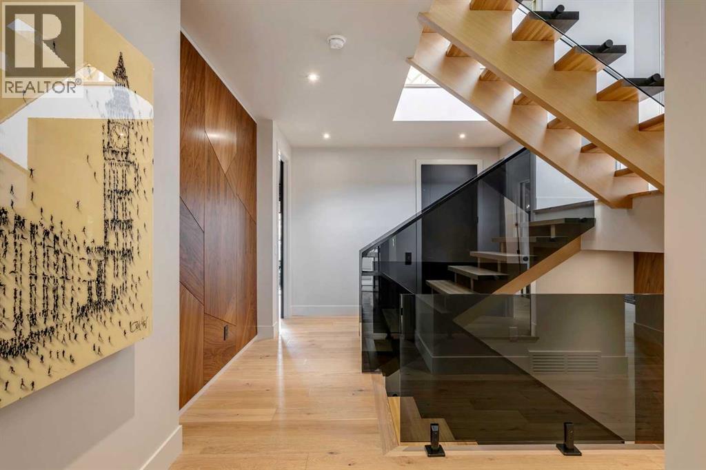 Single Family House for Sale in  Crestview Road SW Elbow Park Calgary 