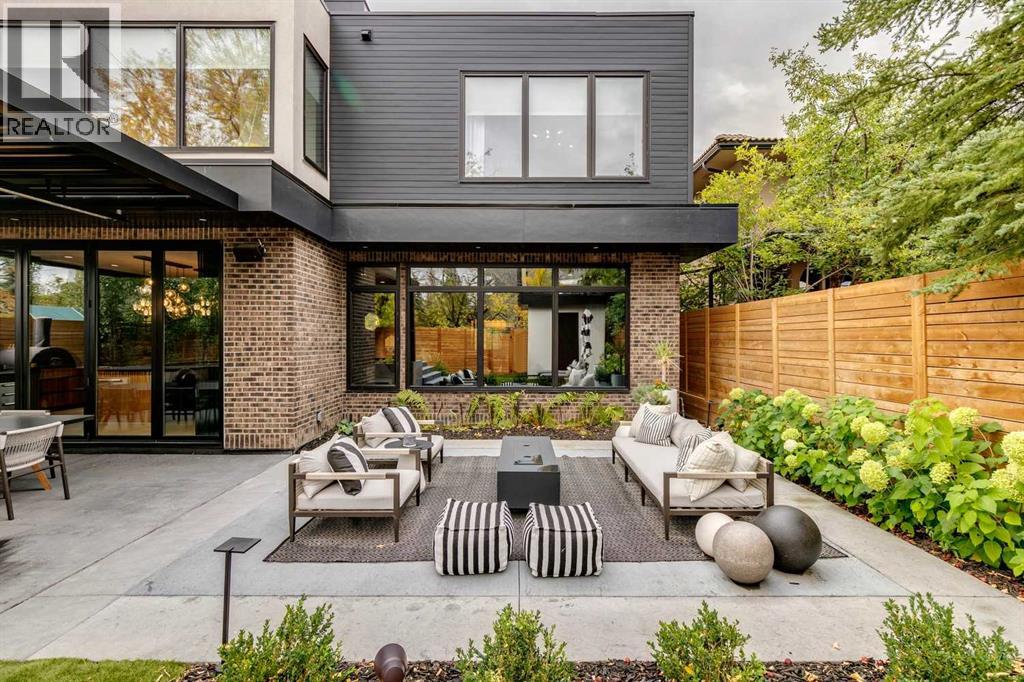 Single Family House for Sale in  Crestview Road SW Elbow Park Calgary 