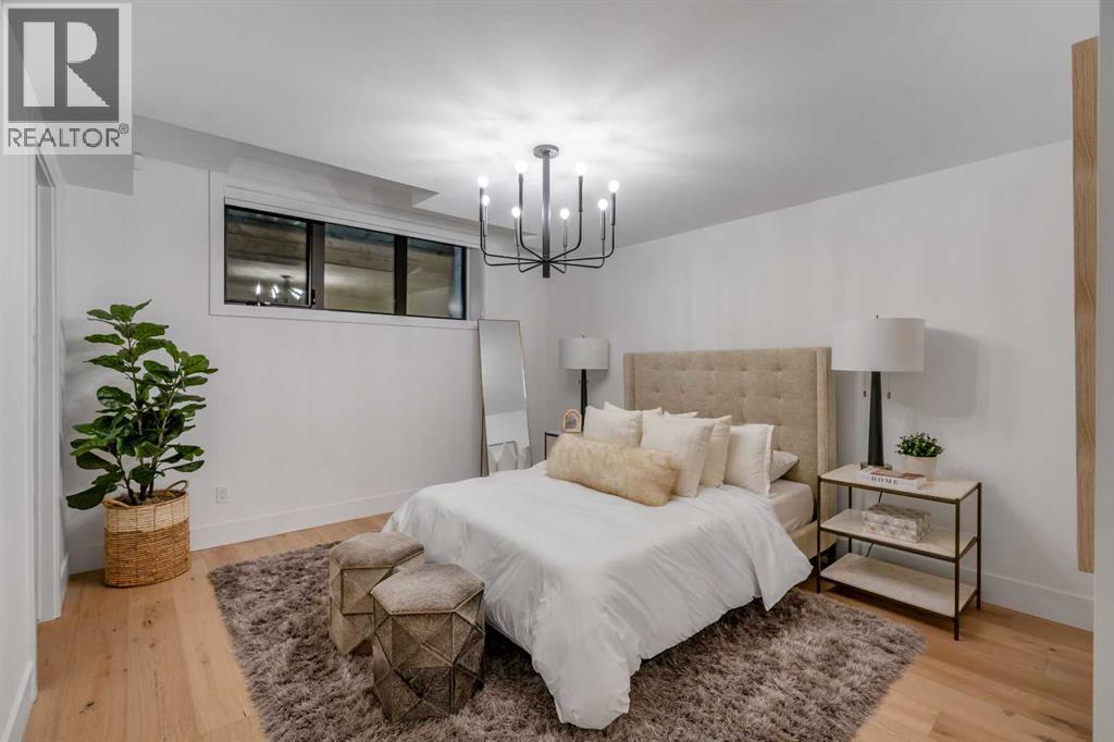 Single Family House for Sale in  Crestview Road SW Elbow Park Calgary 