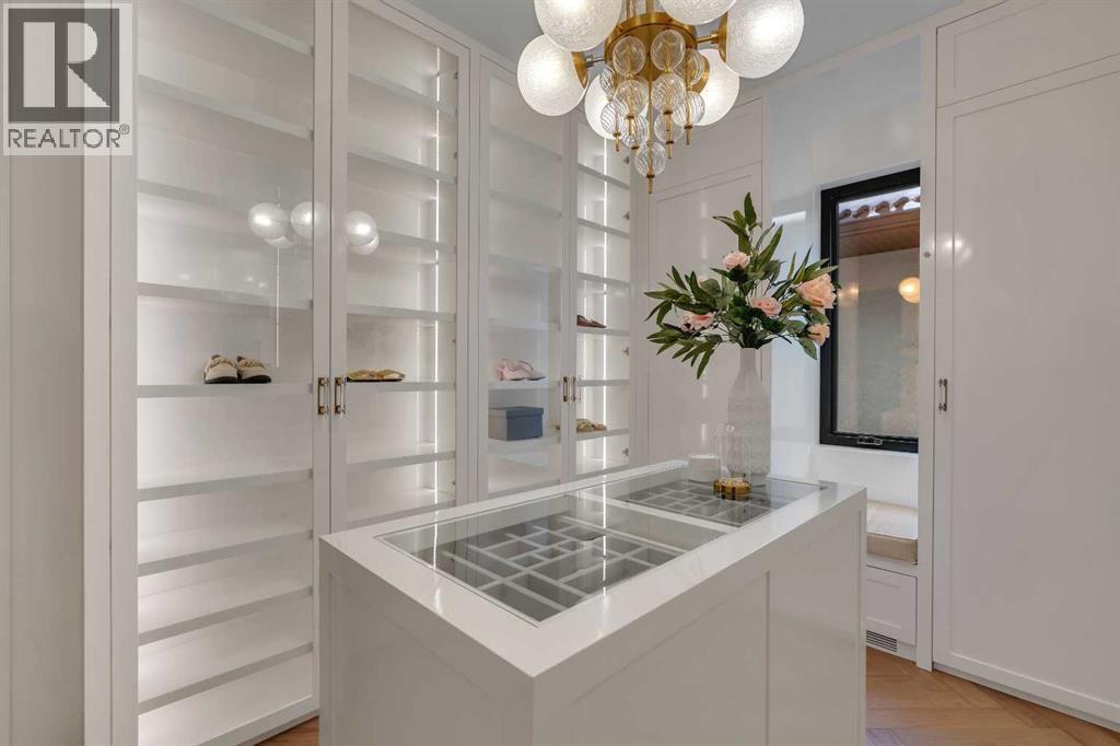 Single Family House for Sale in  Crestview Road SW Elbow Park Calgary 