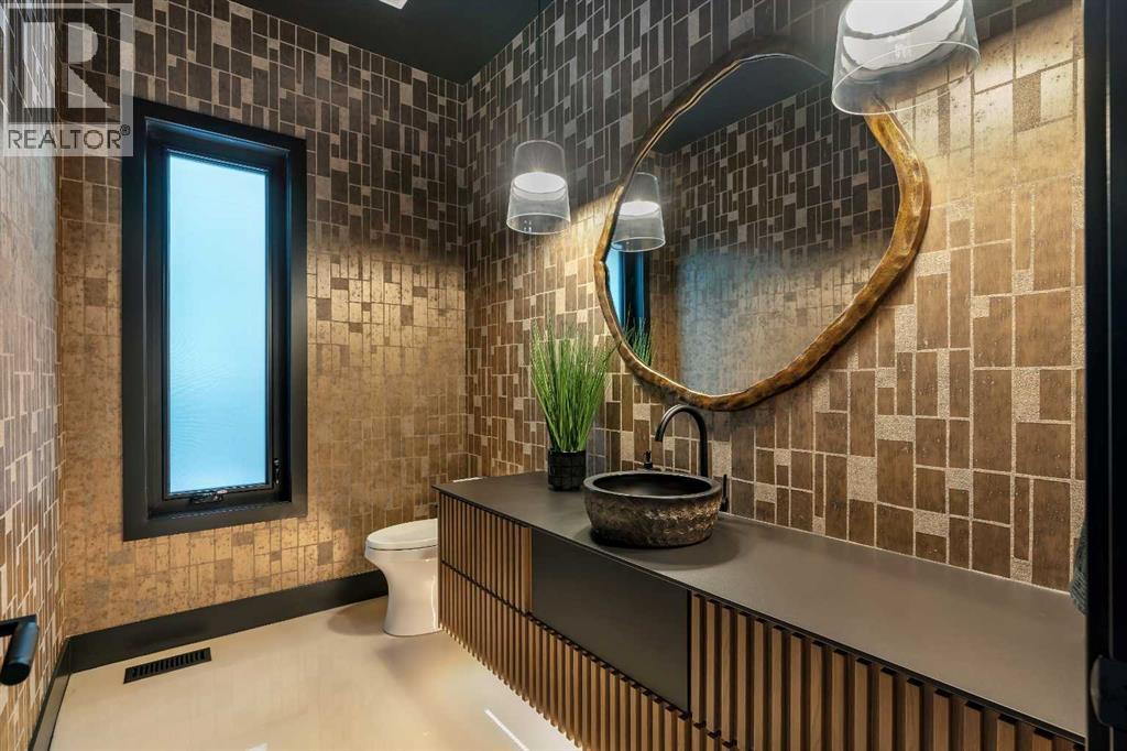 Single Family House for Sale in  Crestview Road SW Elbow Park Calgary 