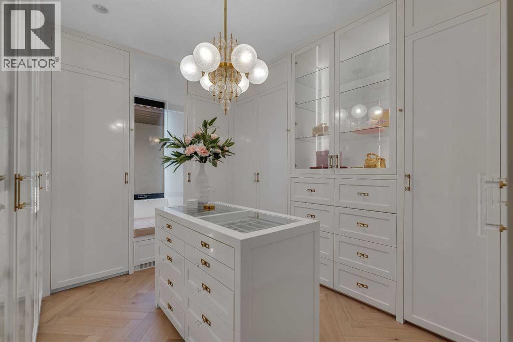 Single Family House for Sale in  Crestview Road SW Elbow Park Calgary 