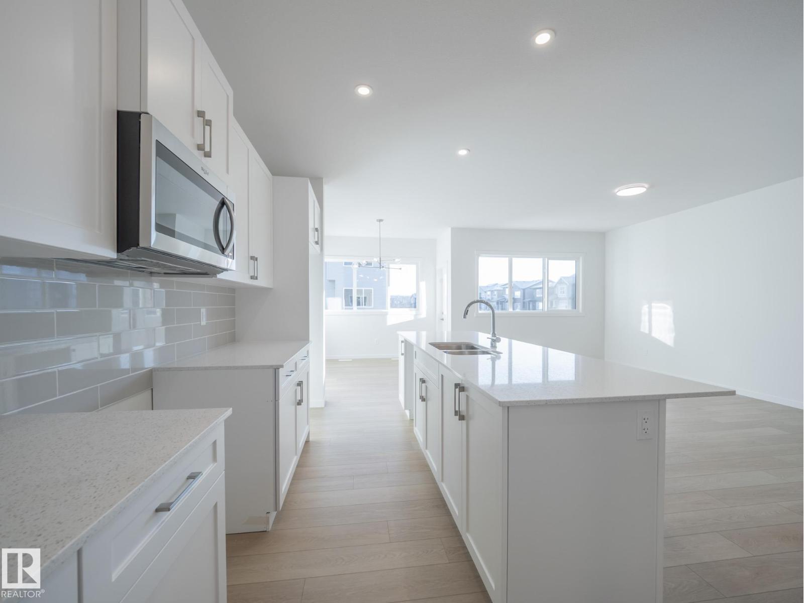 104 NERINE CR, St. Albert