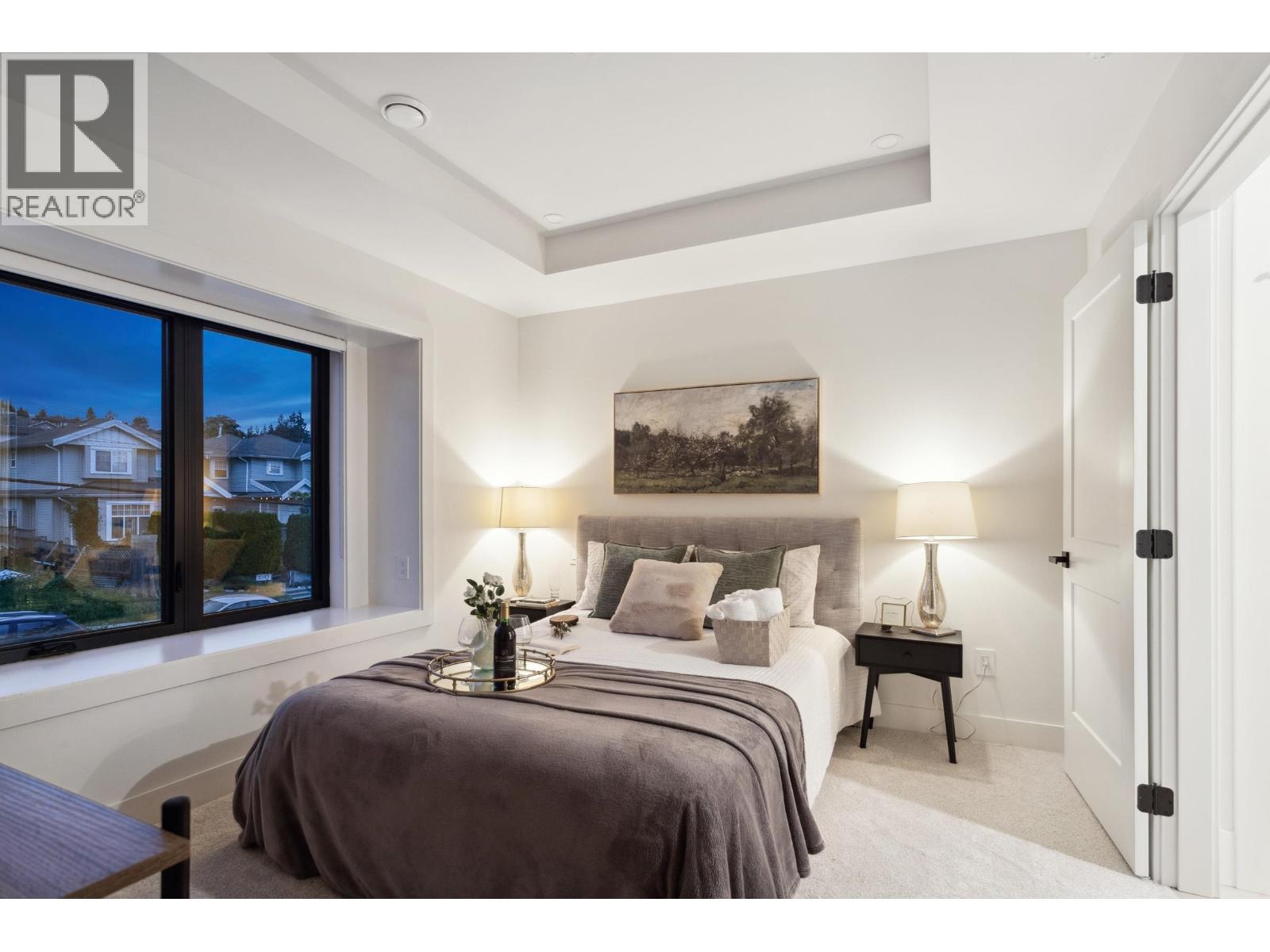 101 1038 DELESTRE AVENUE, Coquitlam