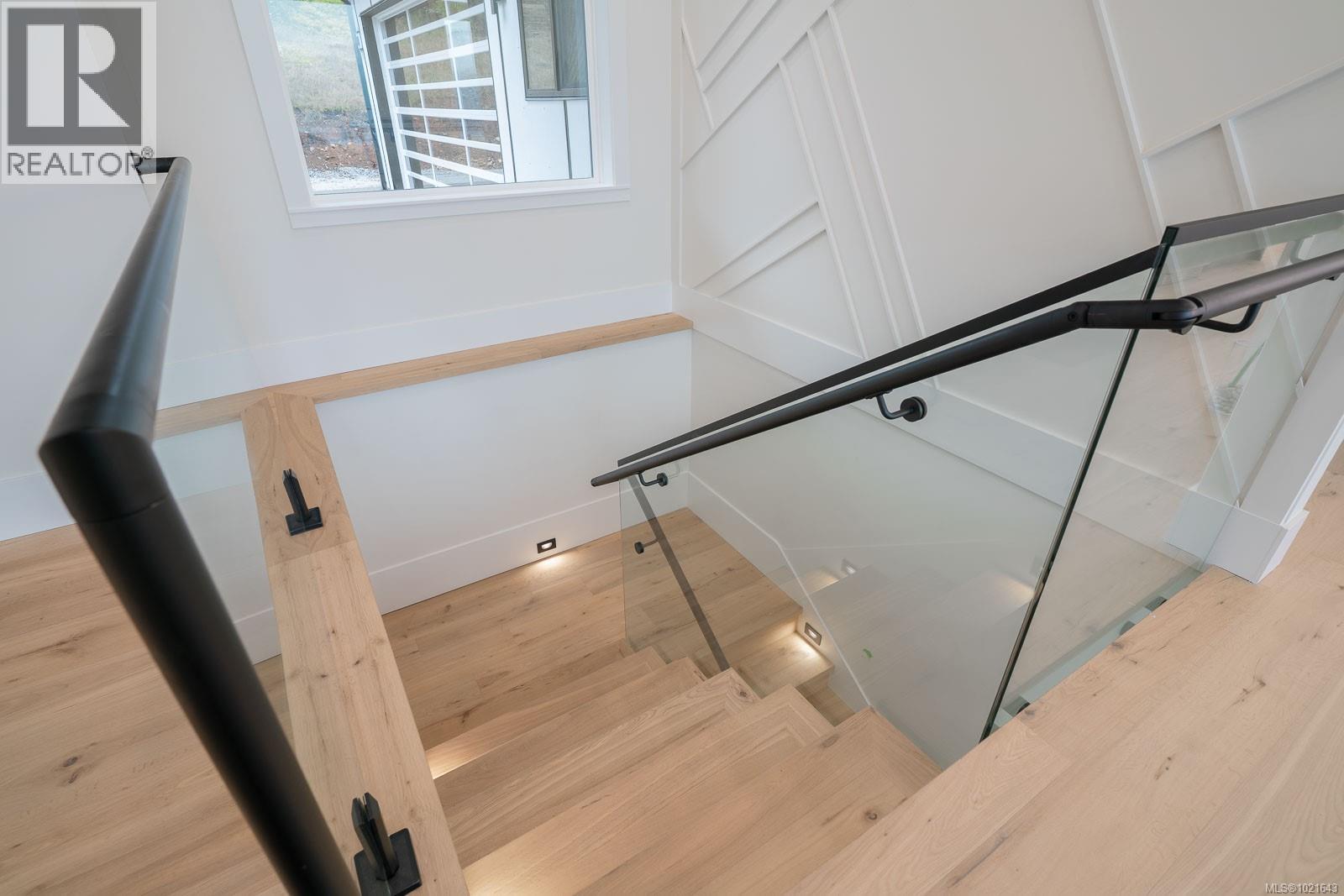 2195 Mallory Dr, Port Alberni