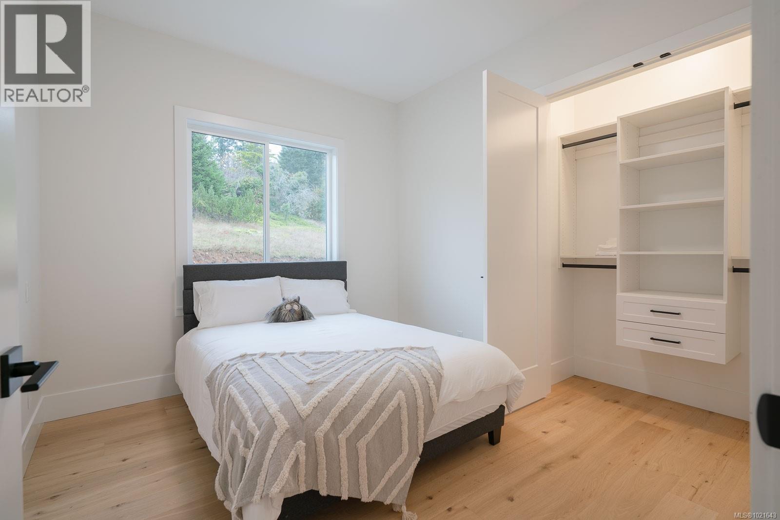 2195 Mallory Dr, Port Alberni