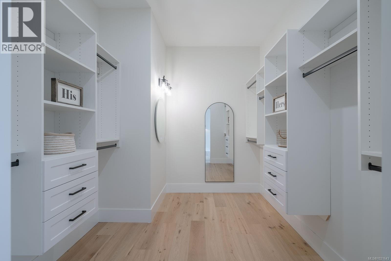 2195 Mallory Dr, Port Alberni