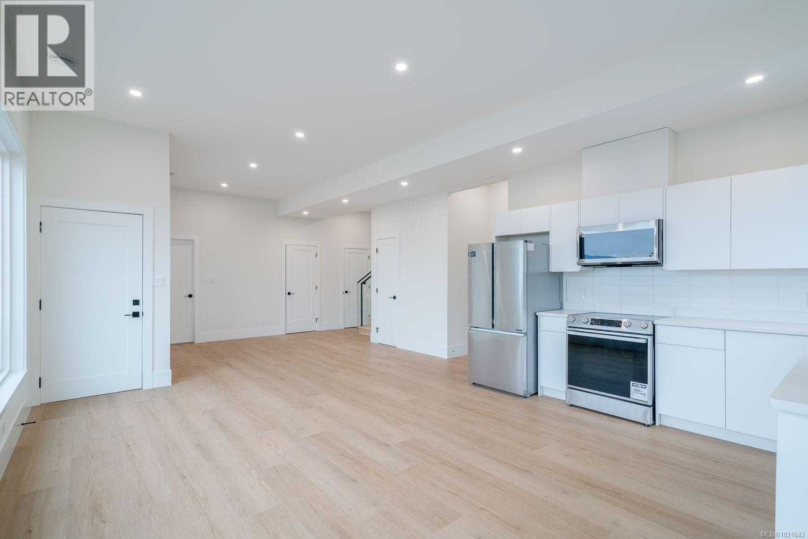 2195 Mallory Dr, Port Alberni