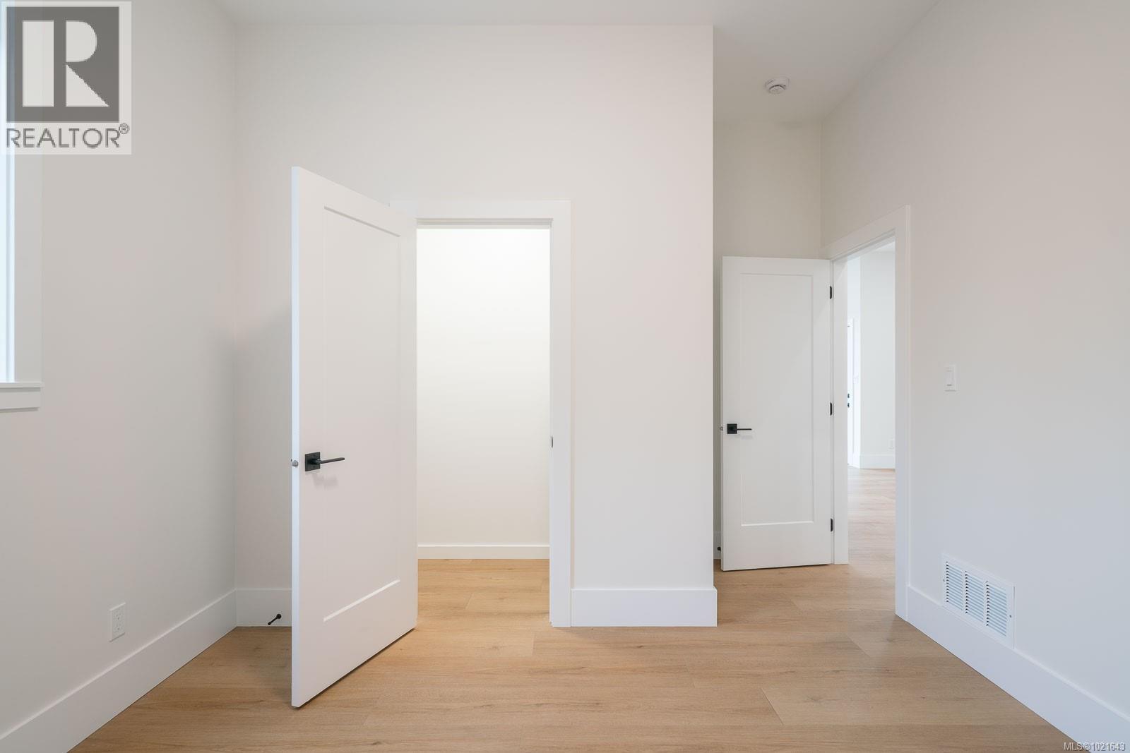 2195 Mallory Dr, Port Alberni