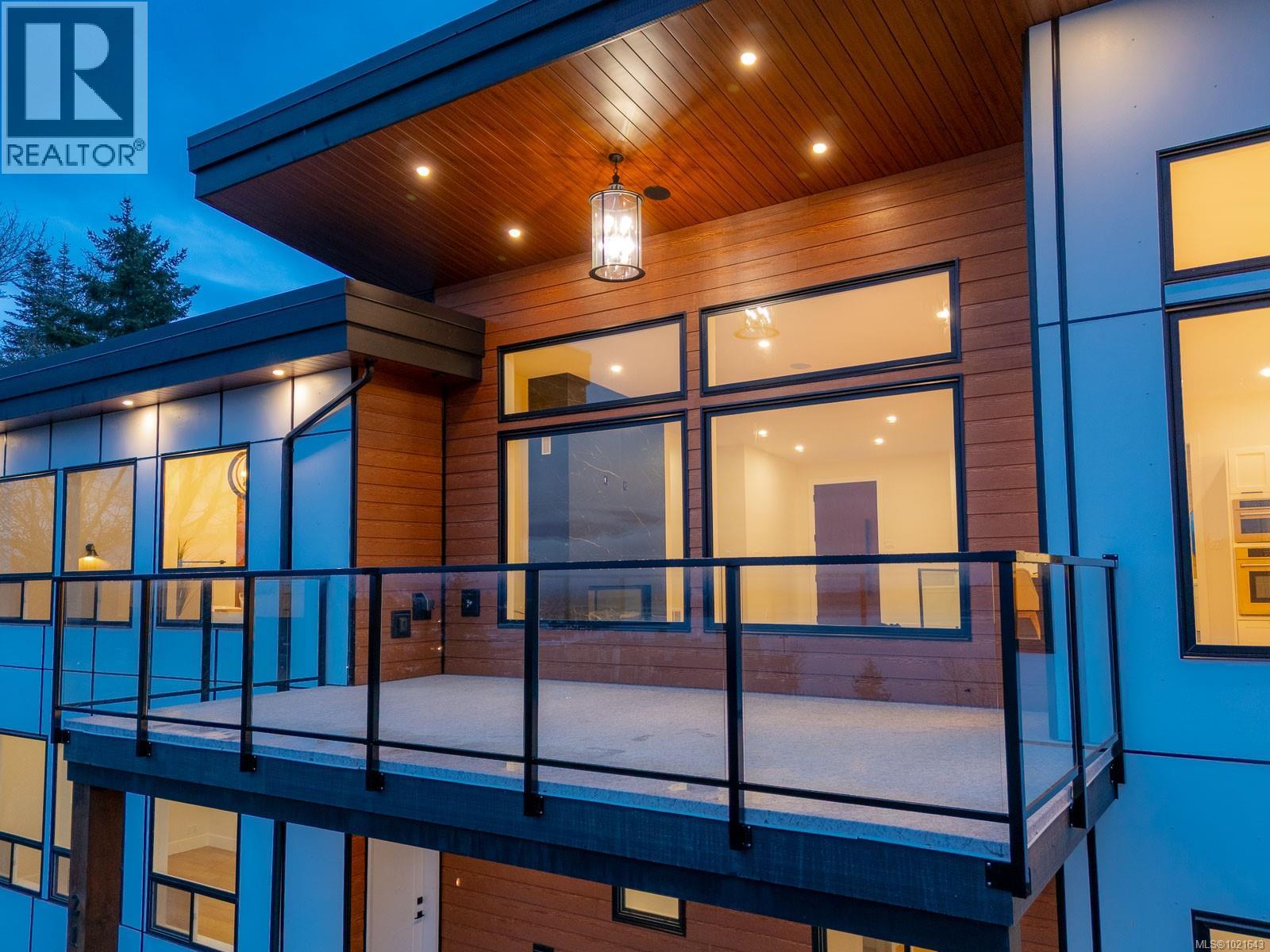 2195 Mallory Dr, Port Alberni